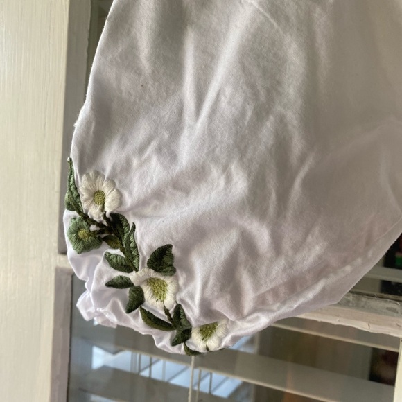 Julia Amory x Aerin limited edition White and Green Embroidered  Dress - Picture 4 of 4